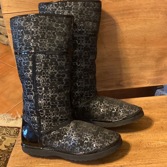 COACH NICOLE BOOTS, size 8